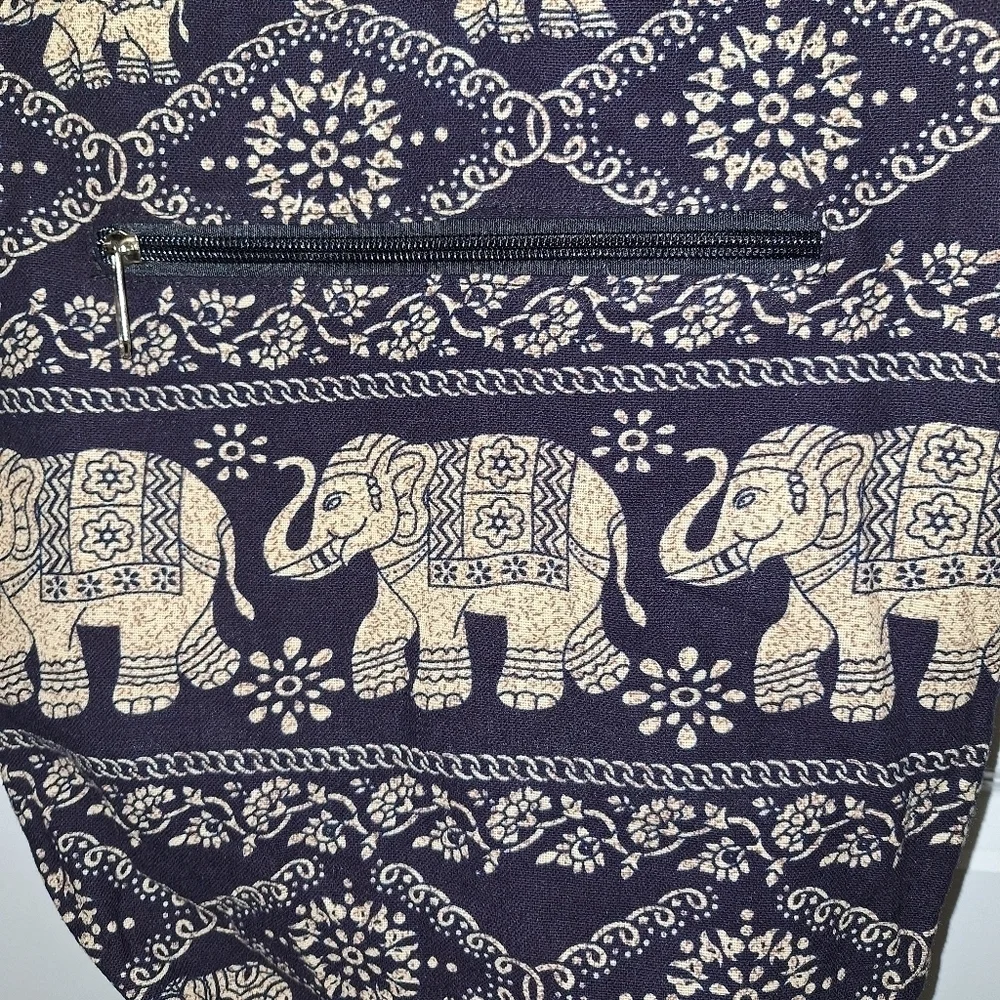 unbranded this elephant